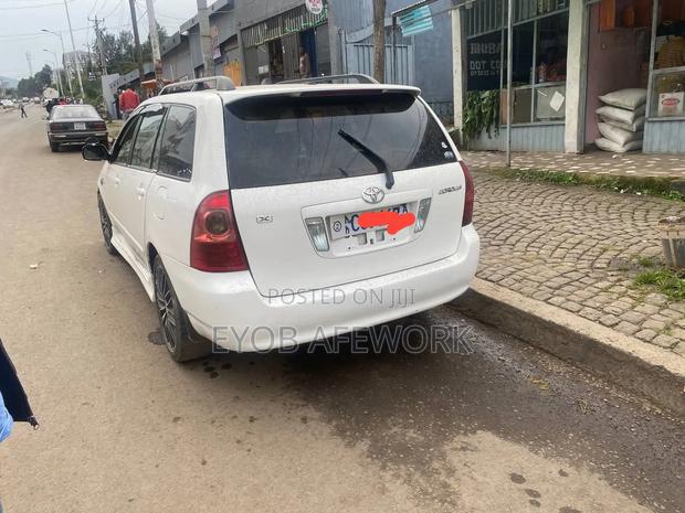 Toyota Corolla 2003 White