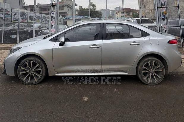 Toyota Corolla 2022 Gray