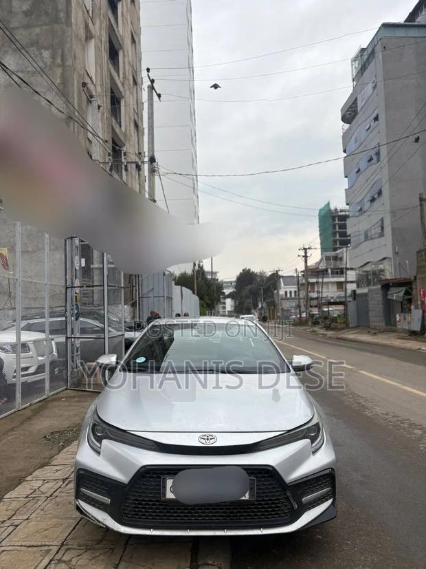 Toyota Corolla 2022 Gray