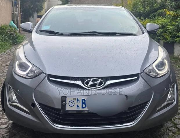 Hyundai Avante 2015 Silver