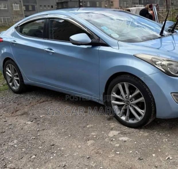 Hyundai Elantra 2013 Blue