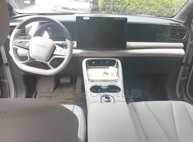 BYD Seal 6 EV 2025 White