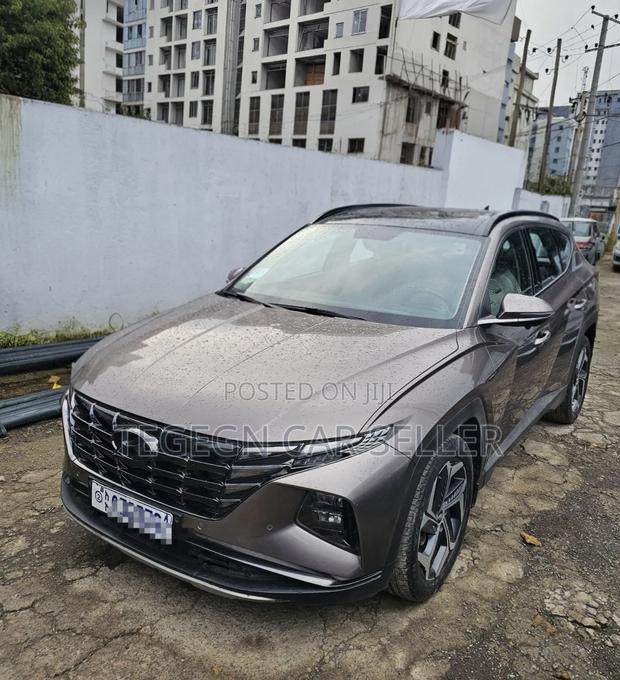 Hyundai Tucson 2022 Gray