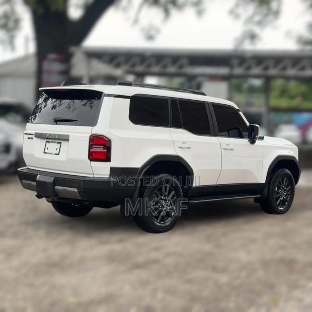 New Toyota Land Cruiser Prado 2.4 Petrol 2024 White