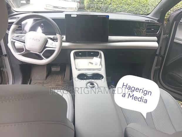 BYD Sealion 06 EV 2025 Ivory