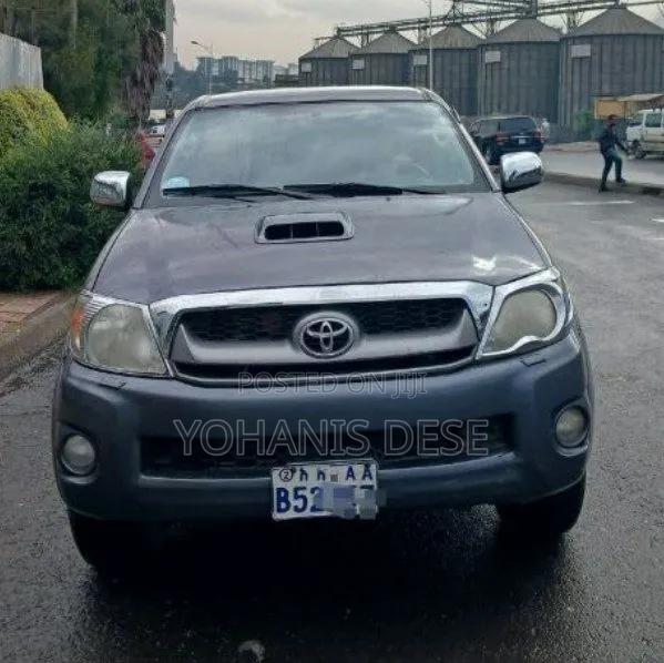 Toyota Hilux 2010