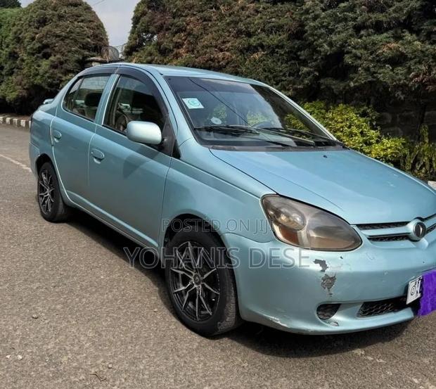 Toyota Platz 2005 Blue