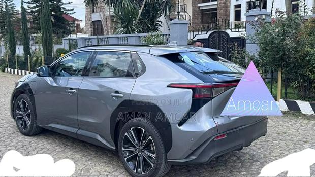 Toyota bZ4X 2022 Gray