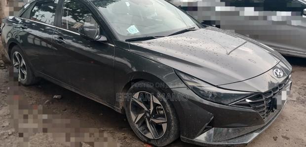 Hyundai Avante 2021 Gray