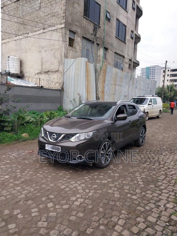 Nissan Qashqai 2017 Beige