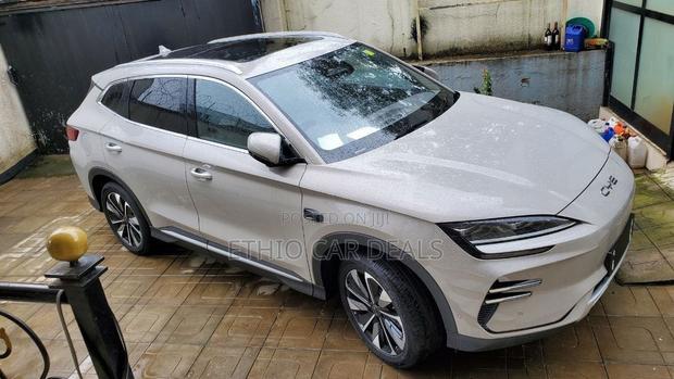 BYD Song Plus 2025 Ivory