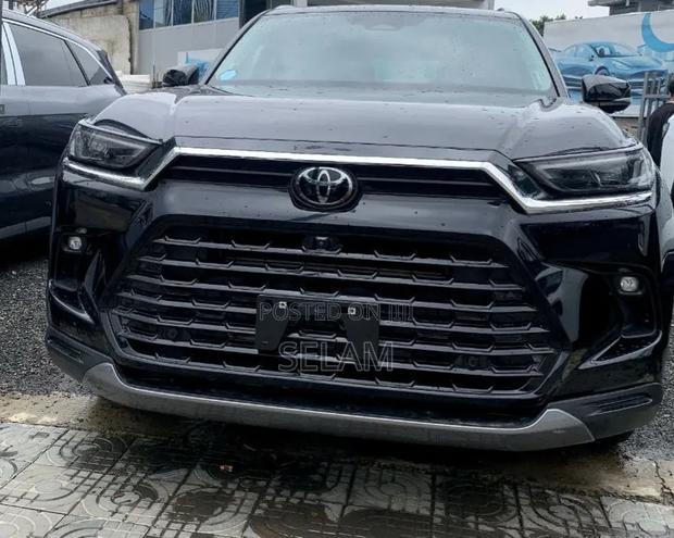 New Toyota Grand Highlander Hybrid 2024 Black