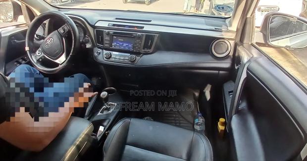 Toyota RAV4 2015 White
