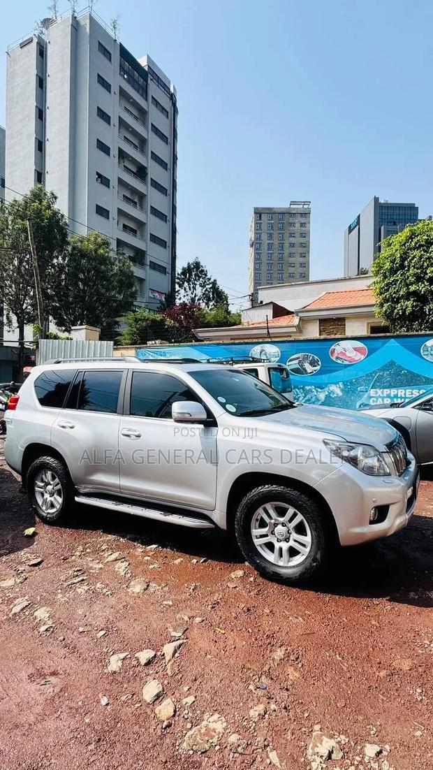 Toyota Land Cruiser Prado 2010