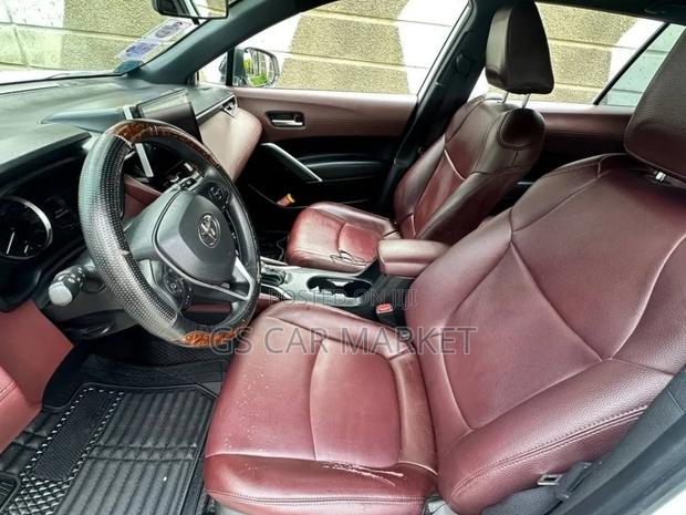 Toyota Corolla Cross 2023 Ivory