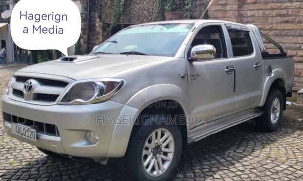 Toyota Hilux 2007 Silver