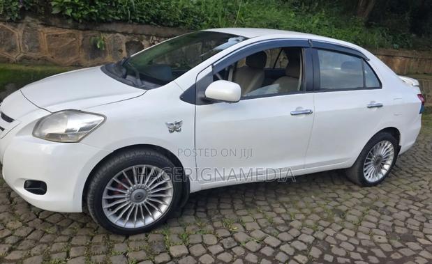 Toyota Yaris 2008 White