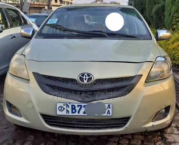 Toyota Yaris 2007 Beige