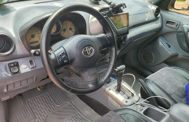 Toyota RAV4 2001 Silver