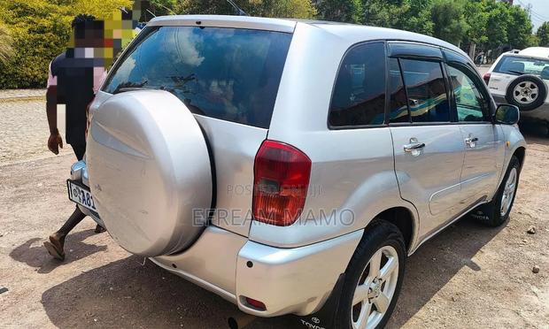 Toyota RAV4 2001 Silver