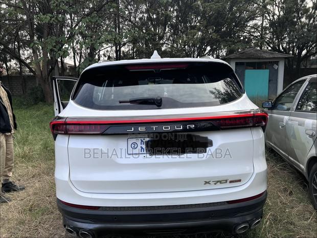 Jetour X70 Plus 1.6 7-Seater FWD 2022 White