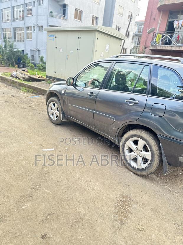 Toyota RAV4 2.0 2005 Black