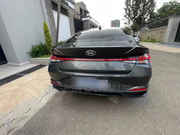 Hyundai Avante 2021 Gray