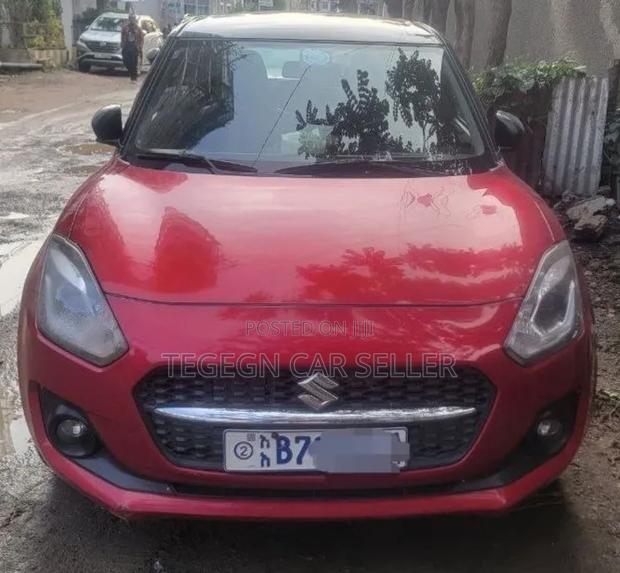 Suzuki Swift 2021 Red