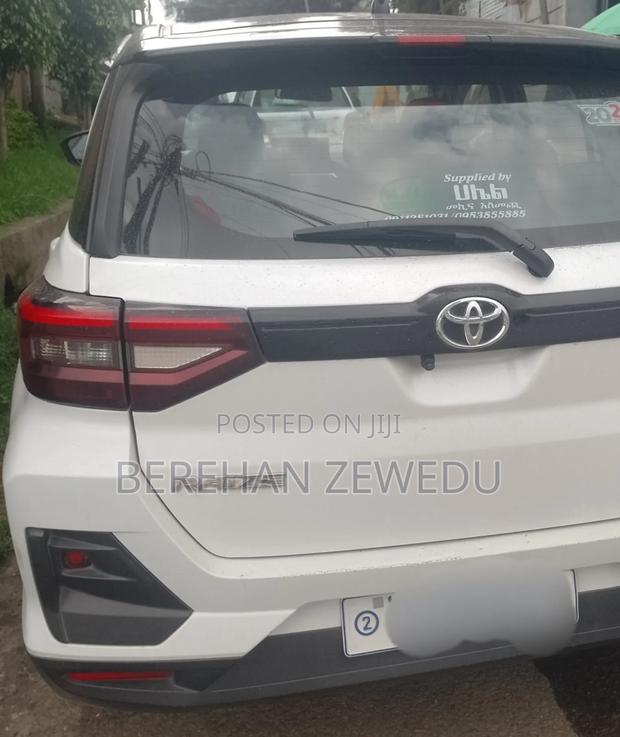 Toyota Raize 2023 White