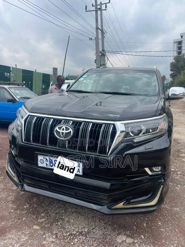 Toyota Land Cruiser Prado 2020 Gray