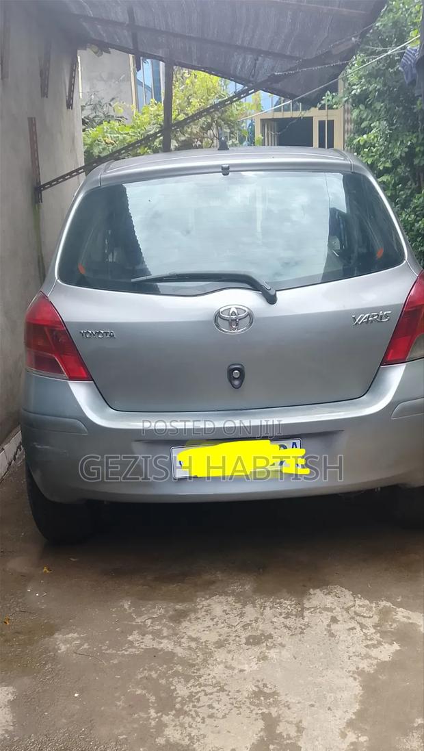 Toyota Yaris 2009