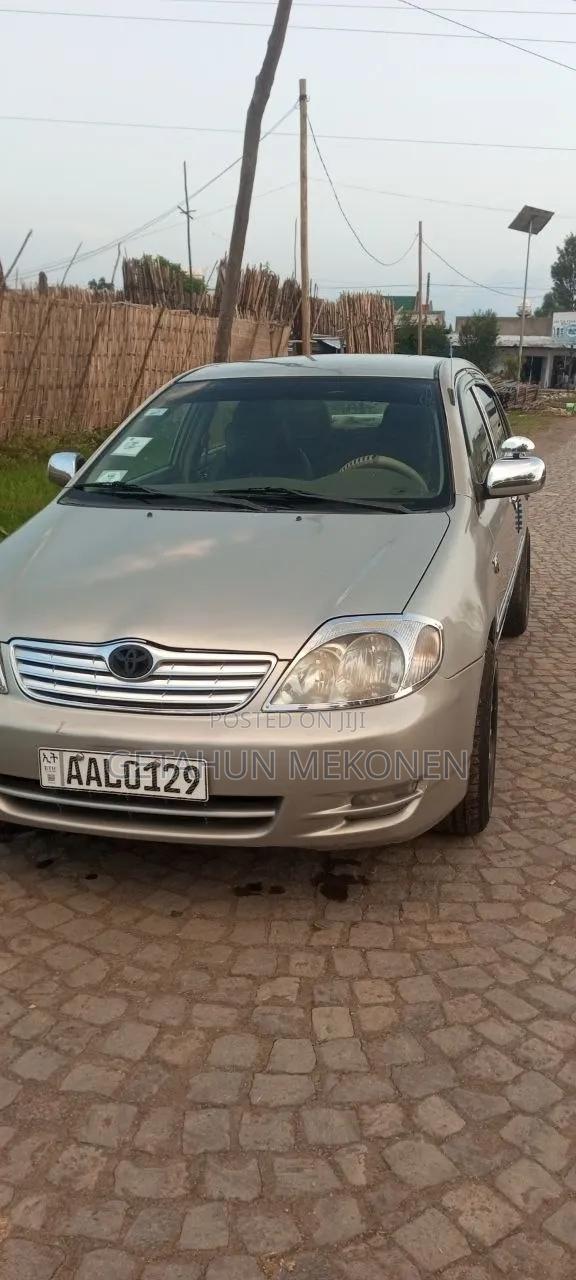 Toyota Corolla 2003 Gold