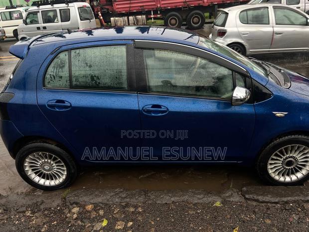 Toyota Yaris 1.0 2005 Blue