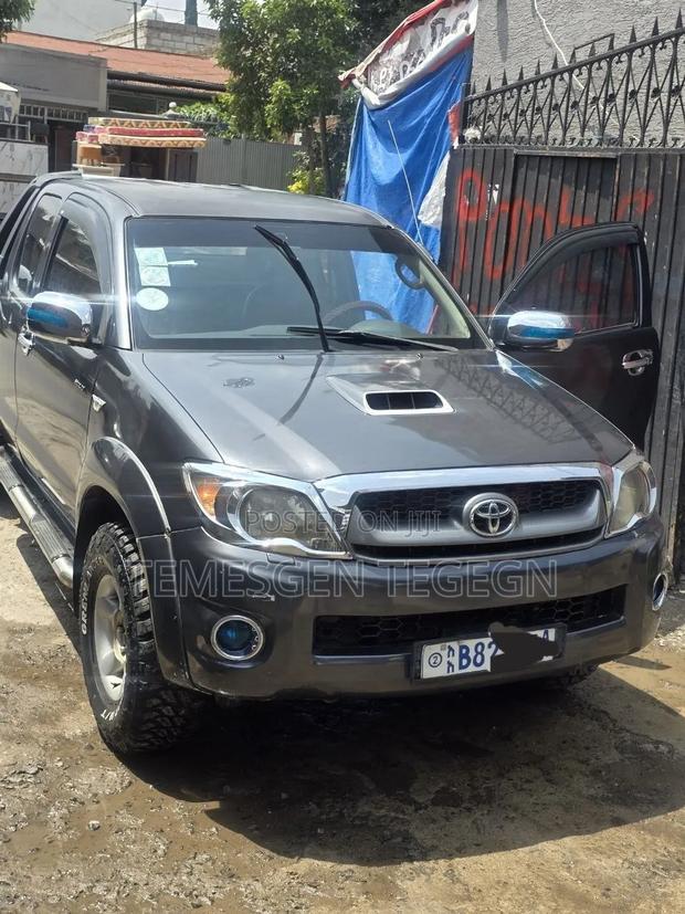 Toyota Hilux 2010