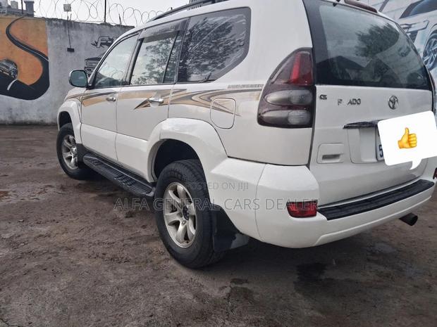 Toyota Land Cruiser Prado 2004