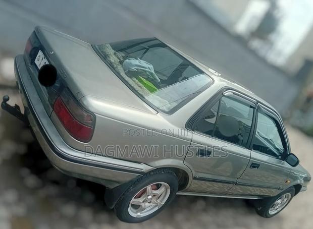 Toyota Corolla 1992 Gray