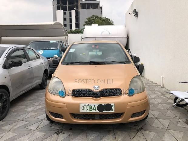 Toyota Vitz 2004