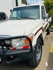 Toyota Land Cruiser 2009 White for sale