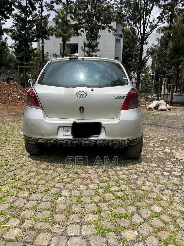 Toyota Yaris 2006 Silver