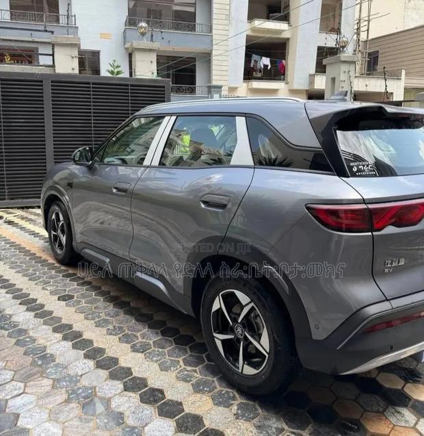 BYD Yuan Up 2025 Beige