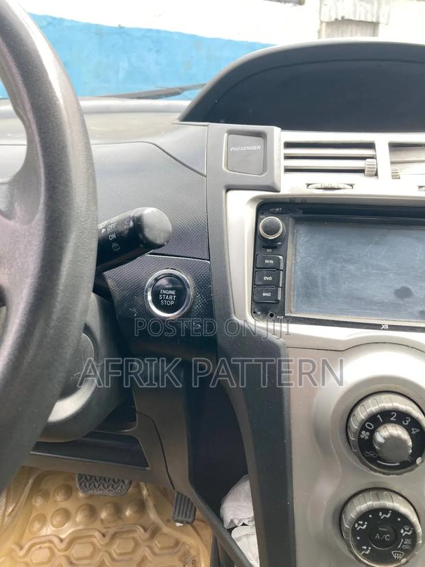 Toyota Yaris 2007 Blue