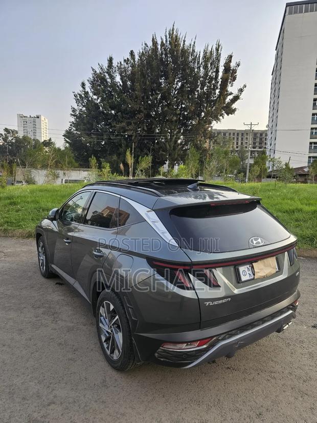 Hyundai Tucson 2022 Gray