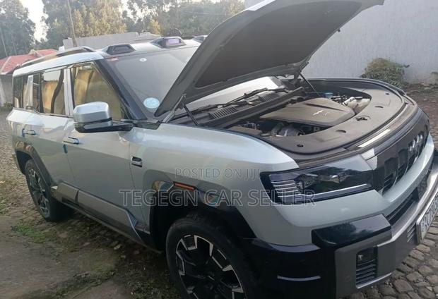 BYD Leopard 8 2.0 Hybrid AWD 2025 Blue