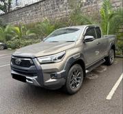 Toyota Hilux 2021 White for sale