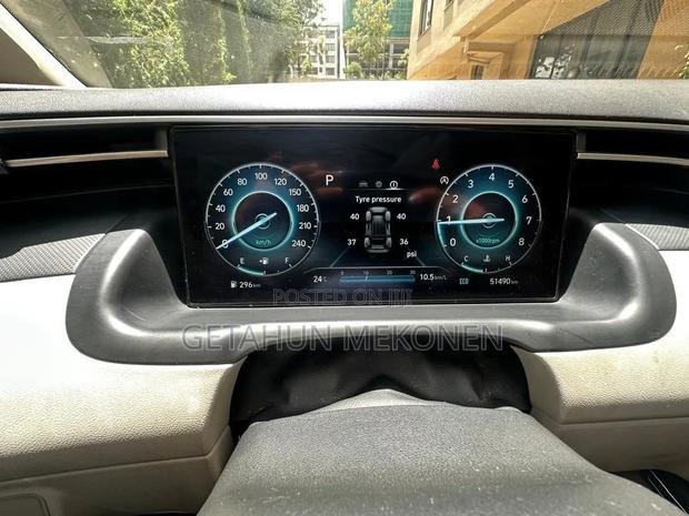 Hyundai Tucson 2021 Silver