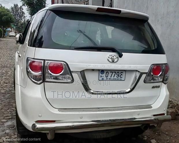 Toyota Fortuner 2014 White