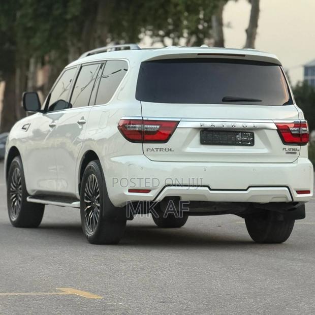 Nissan Patrol 2017 White