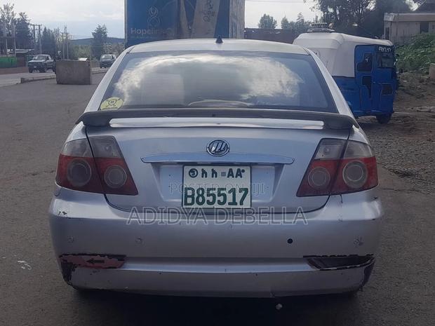 Lifan 520 2010 Silver