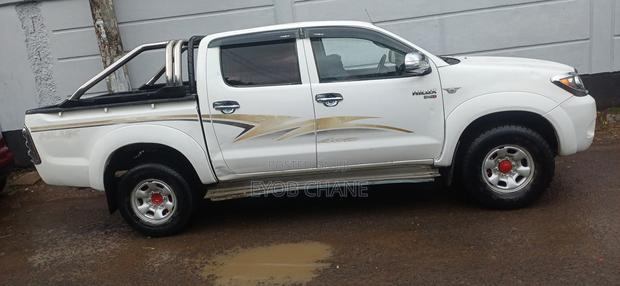 Toyota Hilux 2007 White