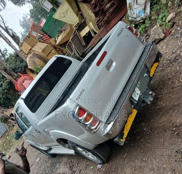 Toyota Hilux 2008 Silver